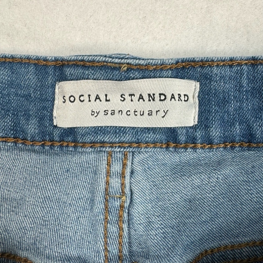 Social Standard Jeans Womens Sz 12/31 Light Blue Slim Straight High Rise Stretch - Picture 5 of 16